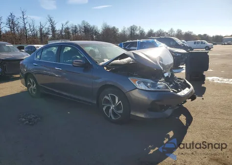 2016 Honda Accord Lx z USA, uszkodzony, nr VIN 1HGCR2F34GA026915